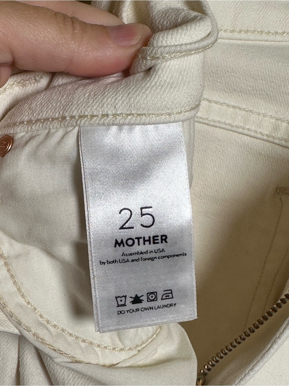 Mother The Rascal Crop Fray Jeans Off-White/ Cream Size 25 Casual Trendy Preppy - Picture 9 of 14
